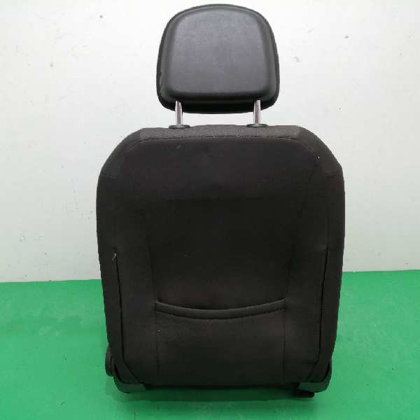 ASIENTO DELANTERO IZQUIERDO