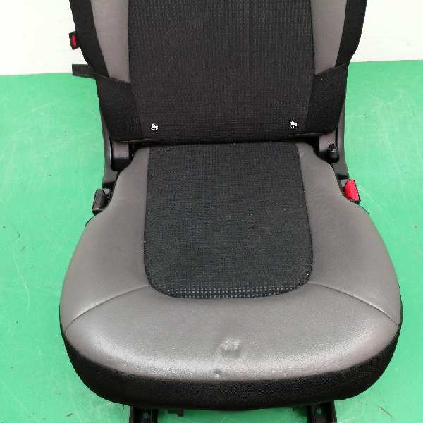 ASIENTO TRASERO MEDIO