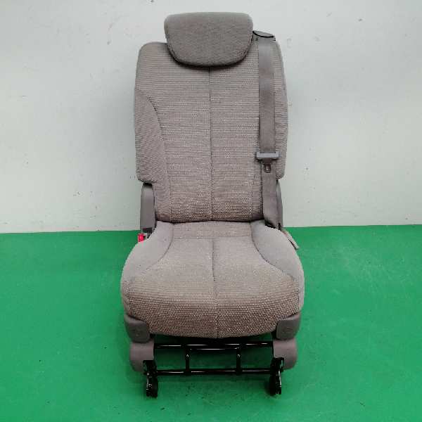 ASIENTO TRASERO MEDIO