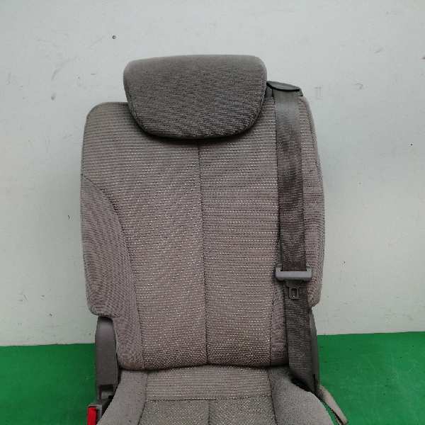 ASIENTO TRASERO MEDIO