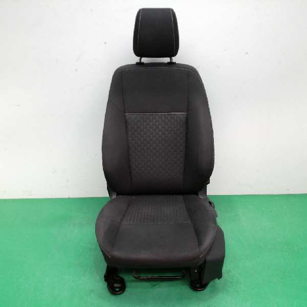 ASIENTO DELANTERO IZQUIERDO