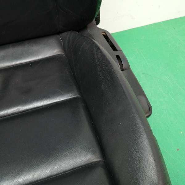 ASIENTO DELANTERO IZQUIERDO