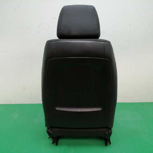 ASIENTO DELANTERO DERECHO