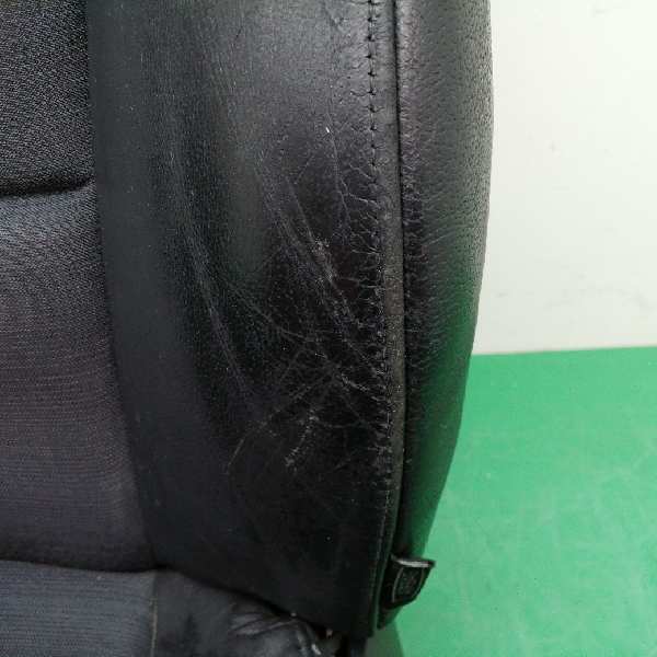 ASIENTO DELANTERO IZQUIERDO