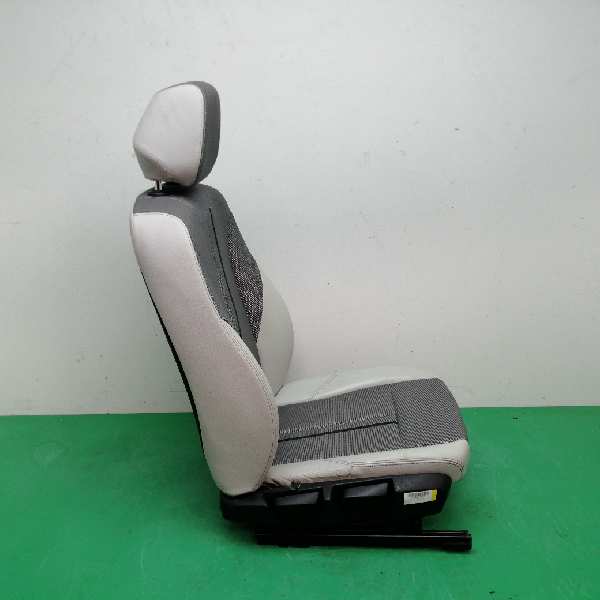 ASIENTO DELANTERO DERECHO