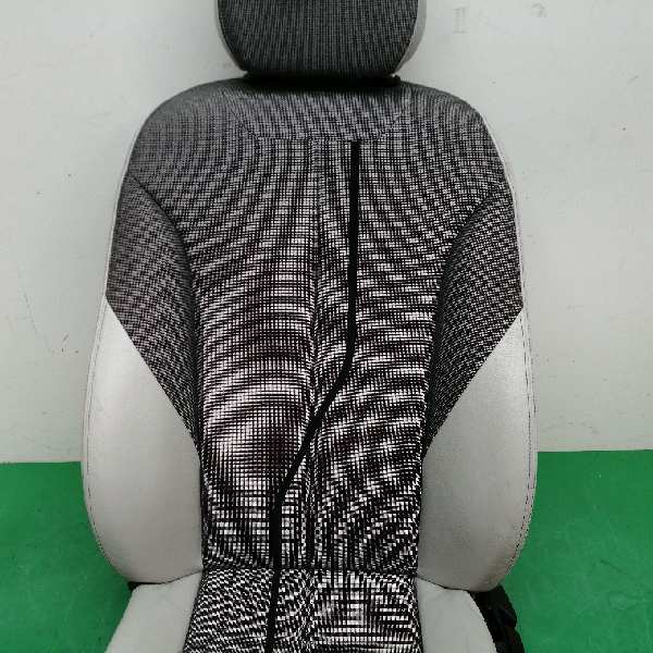 ASIENTO DELANTERO IZQUIERDO