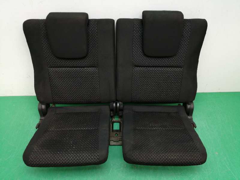 # ASIENTO AUTO DOBLE