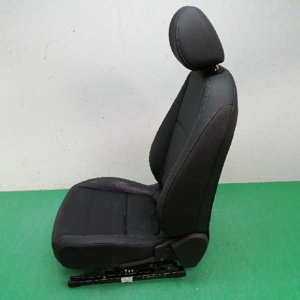 ASIENTO DELANTERO DERECHO