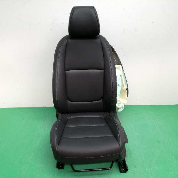 ASIENTO DELANTERO IZQUIERDO