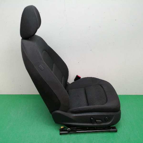 ASIENTO DELANTERO DERECHO