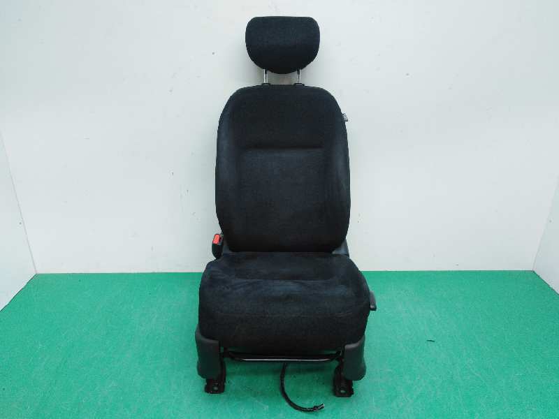 ASIENTO DELANTERO IZQUIERDO