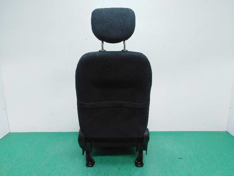 ASIENTO DELANTERO IZQUIERDO