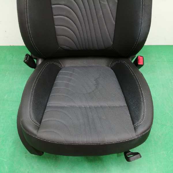 ASIENTO DELANTERO DERECHO