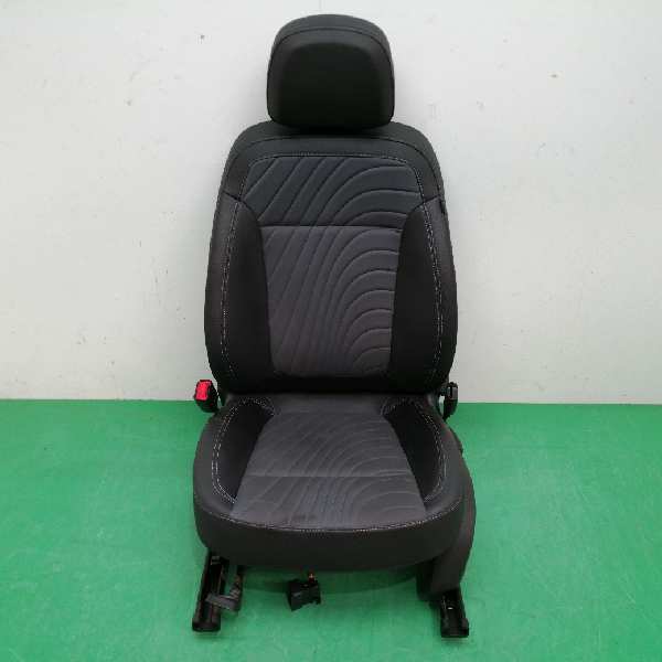 ASIENTO DELANTERO IZQUIERDO