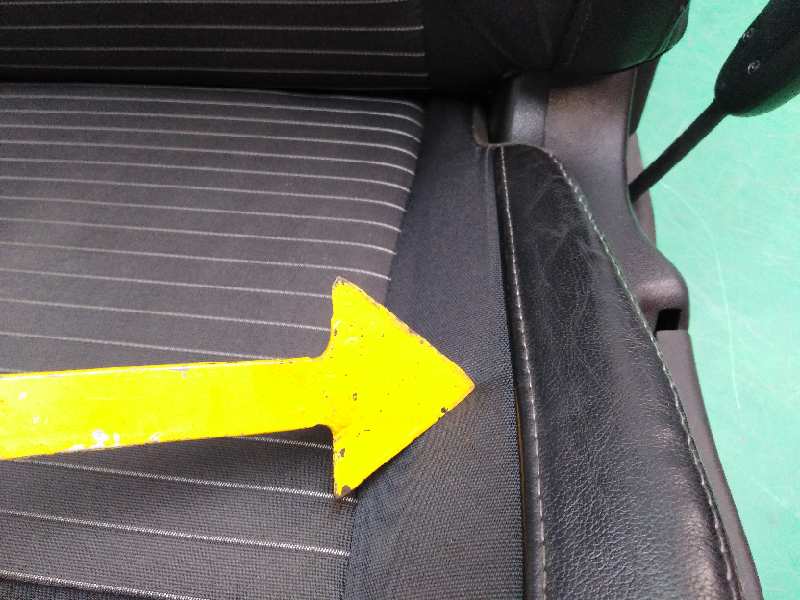 ASIENTO DELANTERO IZQUIERDO