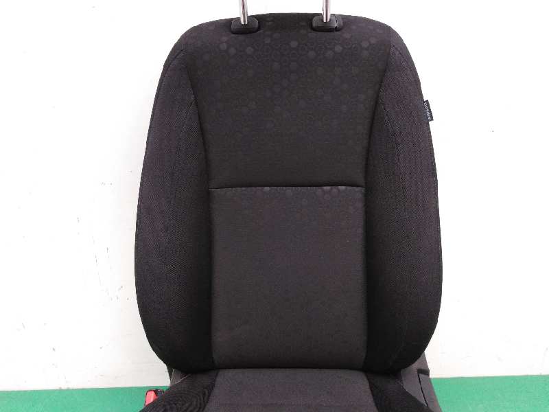 ASIENTO DELANTERO IZQUIERDO