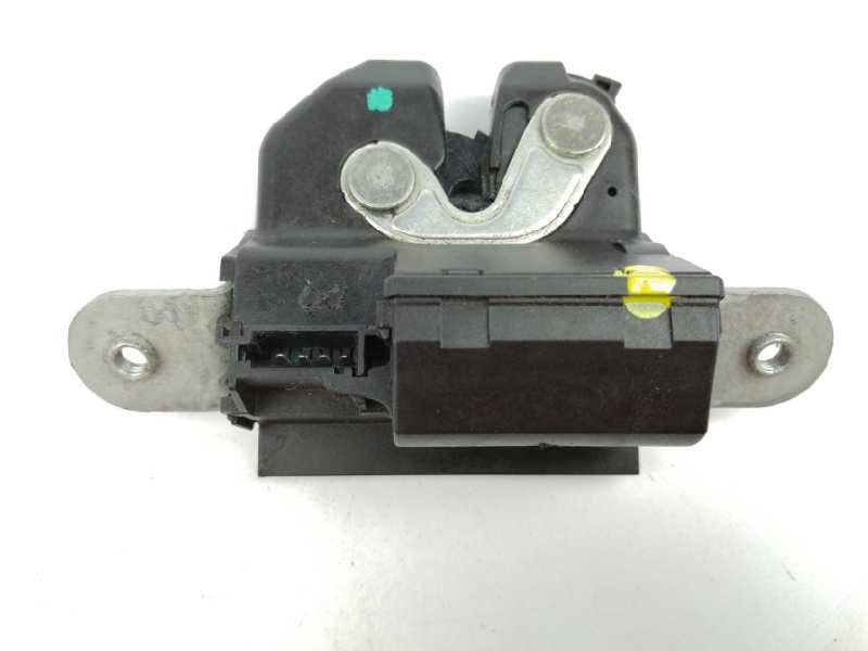 CERRADURA MALETERO / PORTON