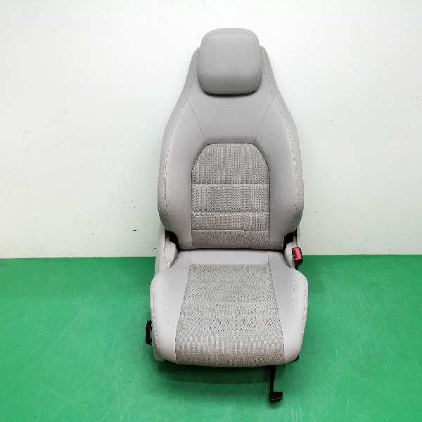 ASIENTO DELANTERO DERECHO