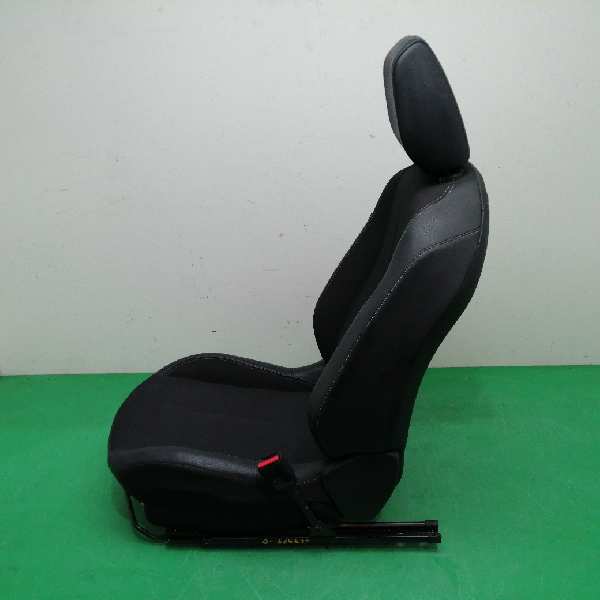 ASIENTO DELANTERO DERECHO