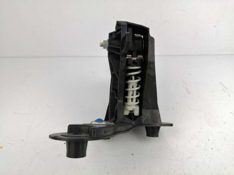 PEDAL EMBRAGUE