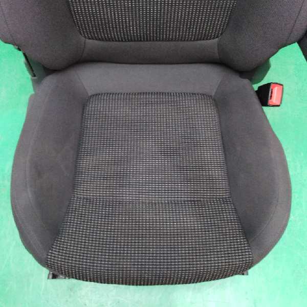 ASIENTO DELANTERO DERECHO