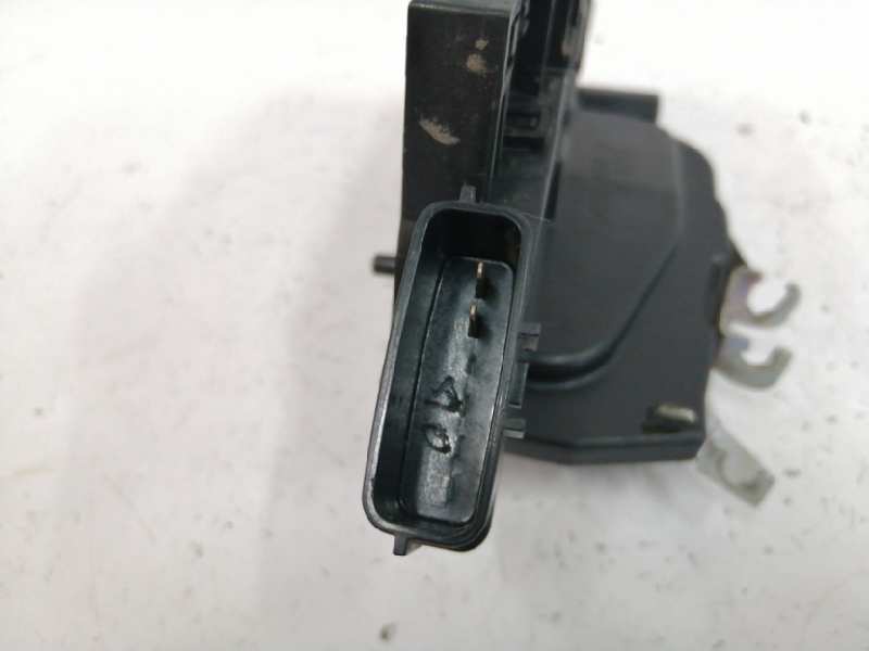 CERRADURA PUERTA TRASERA IZQUIERDA 