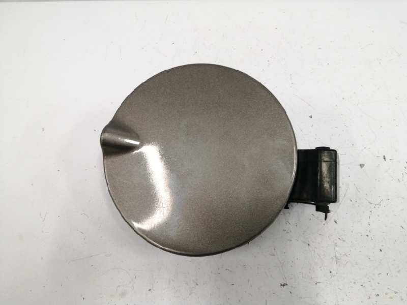 TAPA EXTERIOR COMBUSTIBLE