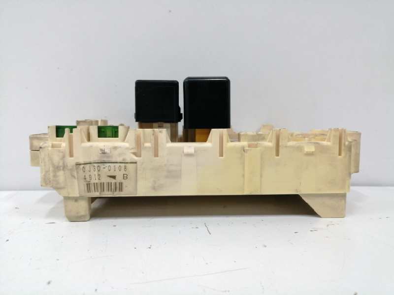 CAJA RELES / FUSIBLES