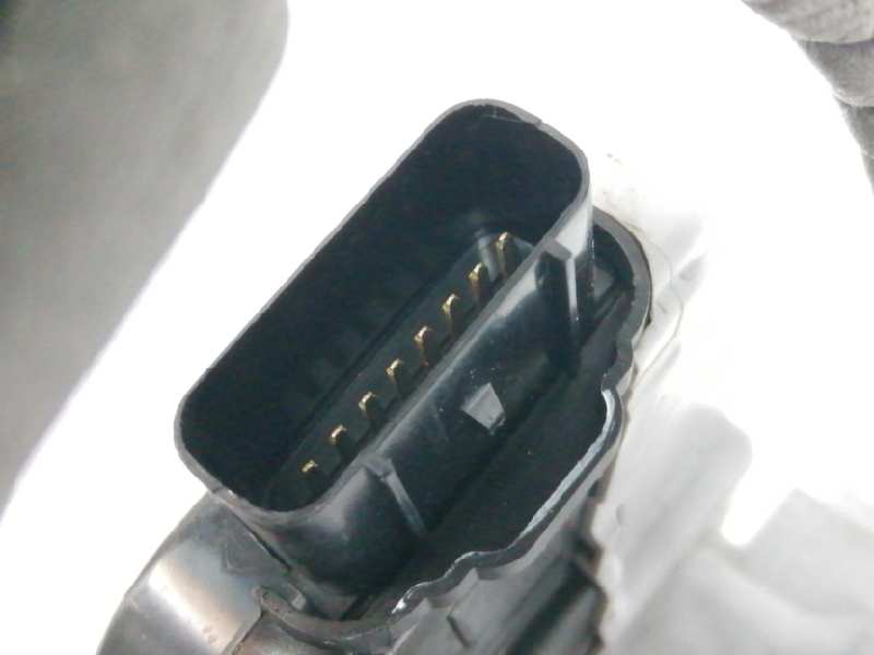 CERRADURA PUERTA DELANTERA IZQUIERDA 