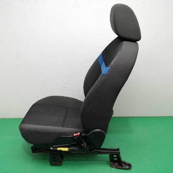 ASIENTO DELANTERO DERECHO