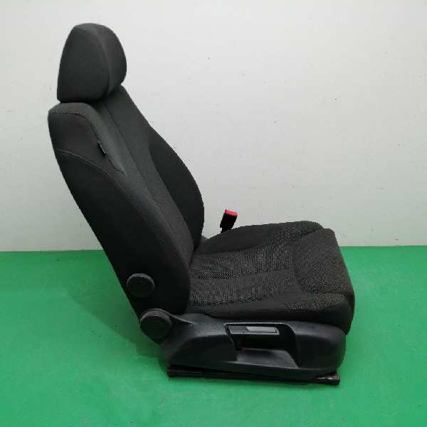 ASIENTO DELANTERO DERECHO