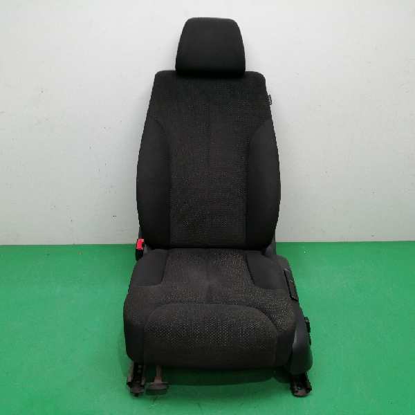 ASIENTO DELANTERO IZQUIERDO