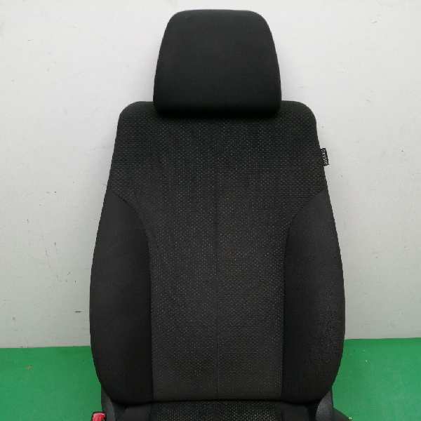 ASIENTO DELANTERO IZQUIERDO