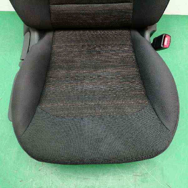 ASIENTO DELANTERO DERECHO