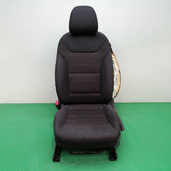 ASIENTO DELANTERO IZQUIERDO