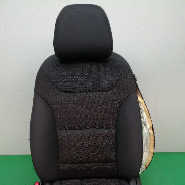 ASIENTO DELANTERO IZQUIERDO