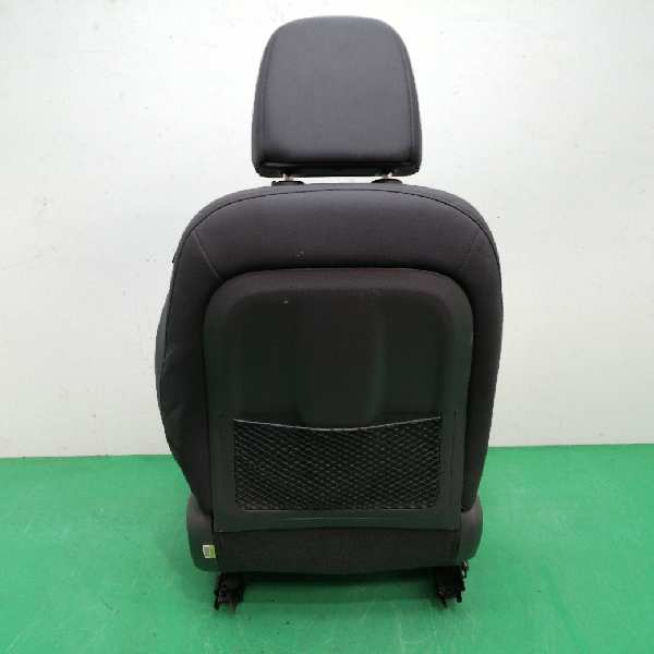 ASIENTO DELANTERO IZQUIERDO