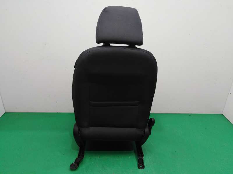 ASIENTO DELANTERO IZQUIERDO