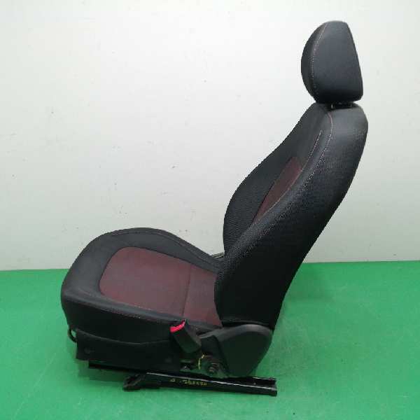 ASIENTO DELANTERO DERECHO