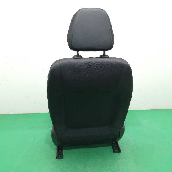 ASIENTO DELANTERO IZQUIERDO