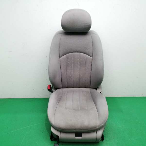 ASIENTO DELANTERO IZQUIERDO