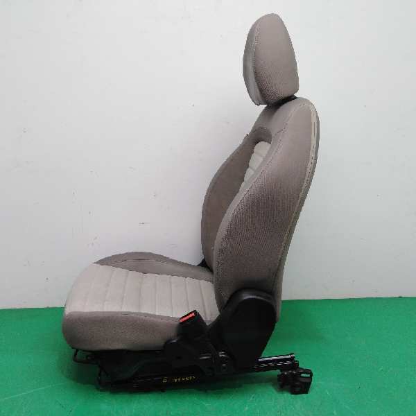 ASIENTO DELANTERO DERECHO