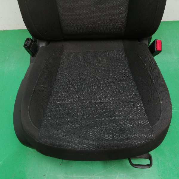 ASIENTO DELANTERO DERECHO