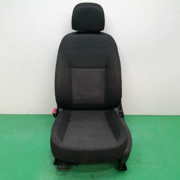 ASIENTO DELANTERO IZQUIERDO