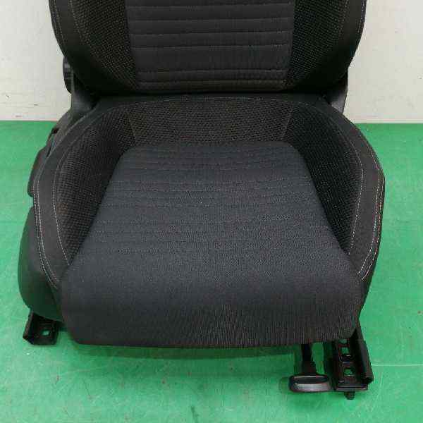 ASIENTO DELANTERO DERECHO