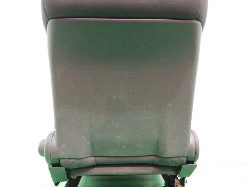 ASIENTO DELANTERO IZQUIERDO