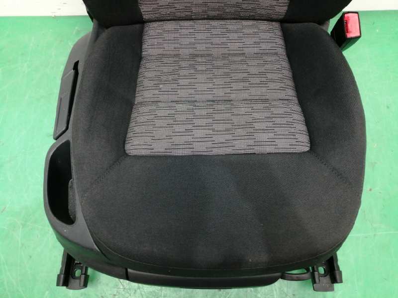 ASIENTO DELANTERO DERECHO