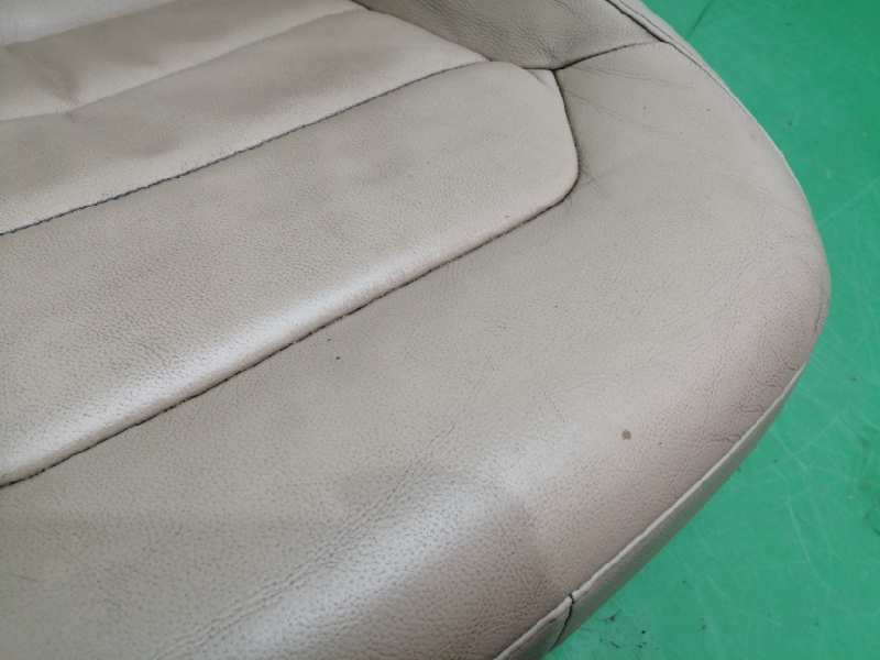 ASIENTO DELANTERO IZQUIERDO