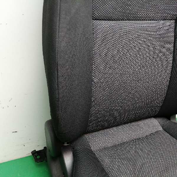 ASIENTO DELANTERO DERECHO