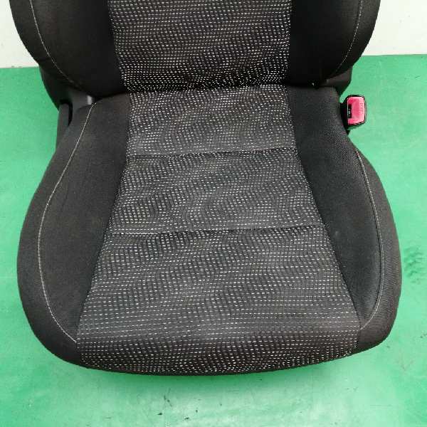 ASIENTO DELANTERO DERECHO